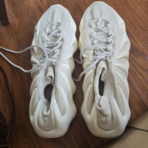 Size 14 YEEZY 450 CLOUD WHITE MENS SNEAKERS OG ALL AUTHENTIC GENTLY USED